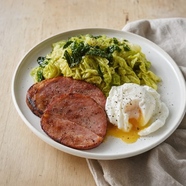 Air fryer bacon medallions with cabbage and egg